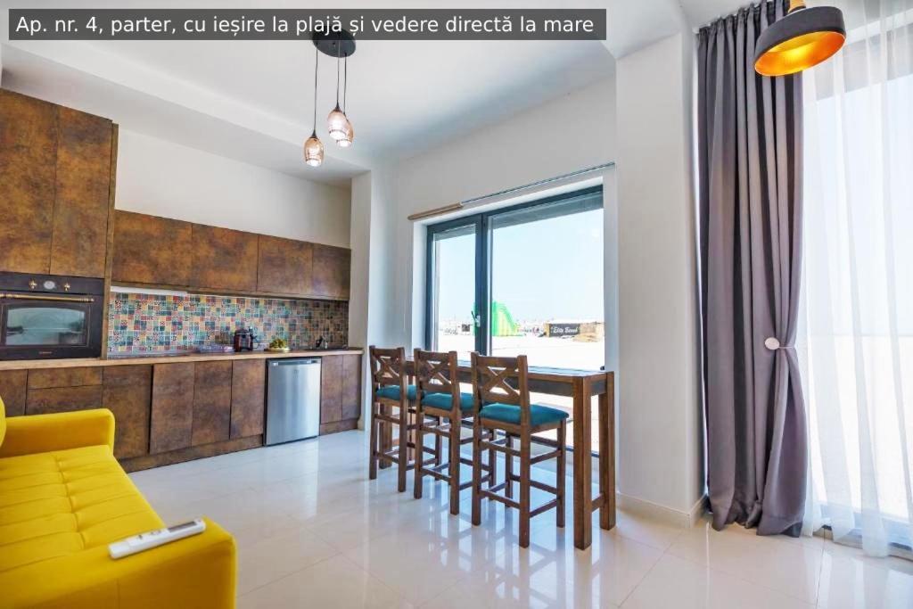 Beach Rooms Roberta Mamaia Exterior foto